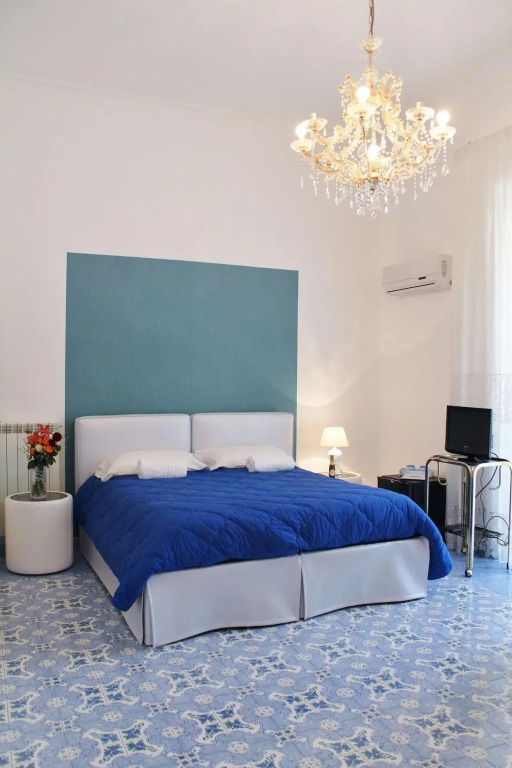 Piazza Tasso B&B