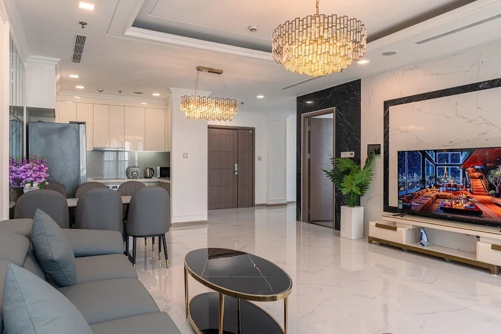 Boutique Unique Landmark 81