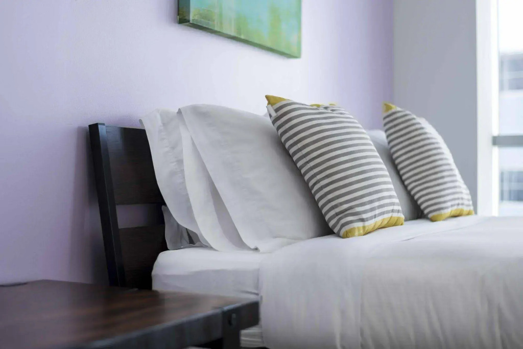 Dharma Home Suites Miami Beach at Monte Carlo