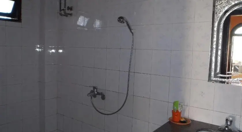 Sapa Friendly Inn & Travel