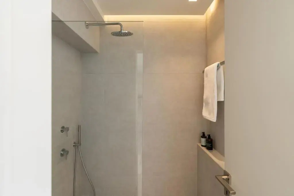 2BD Boho Sea View Apartment by The Olon