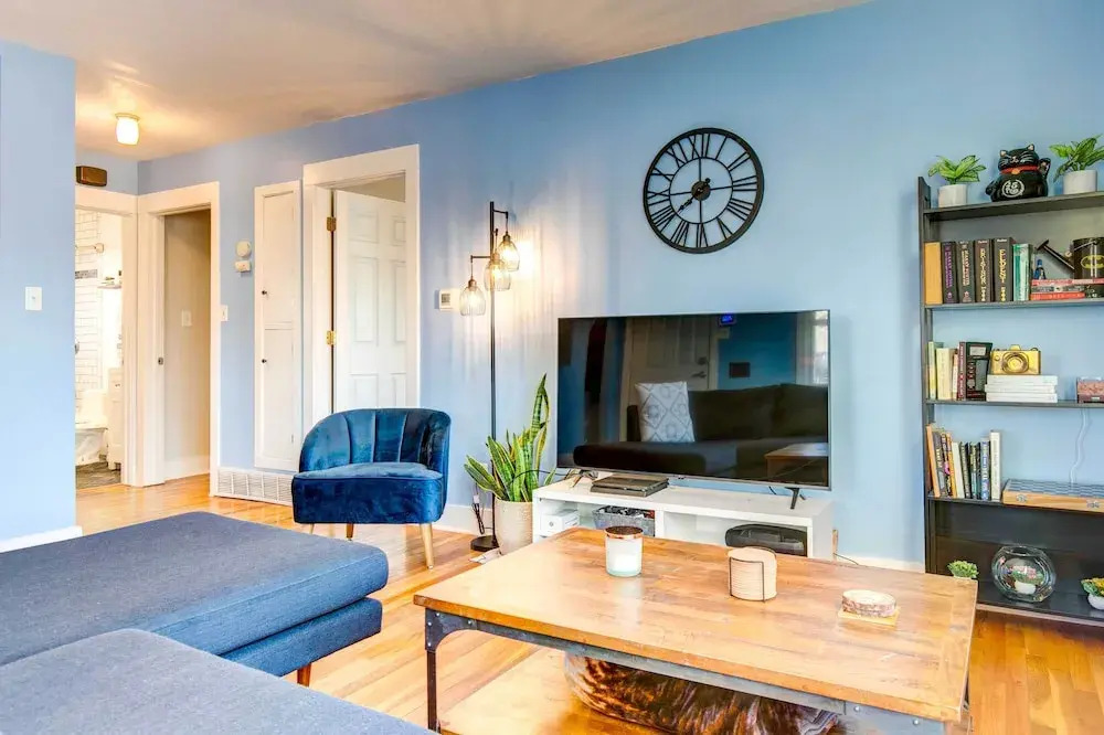 Pet-friendly Denver Home: Walk to Restaurants