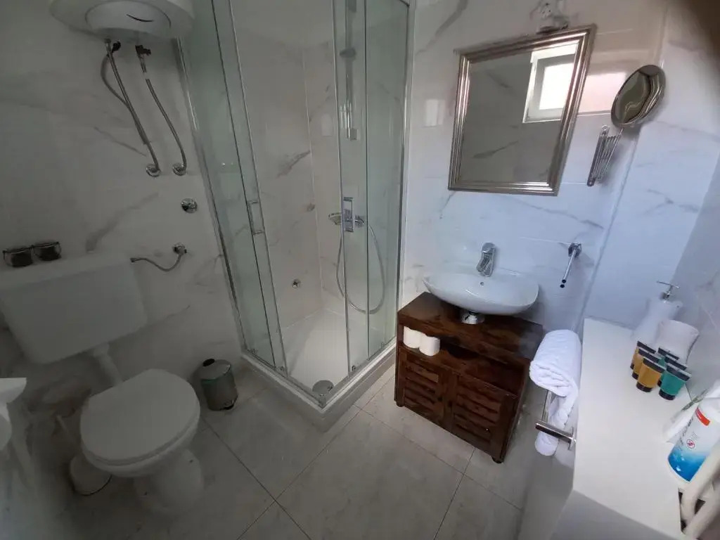 Studio Apartmani “Jarnečić”