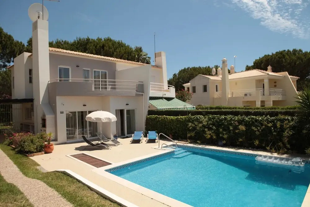 Villas by Cascatas