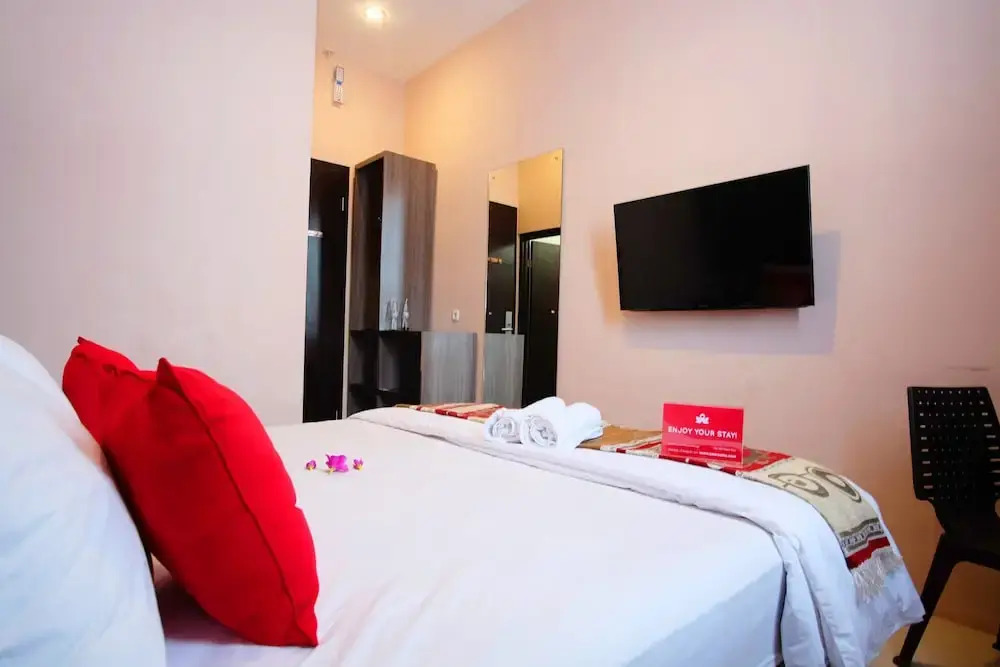 ZEN Rooms Basic Audah Syariah Sutos