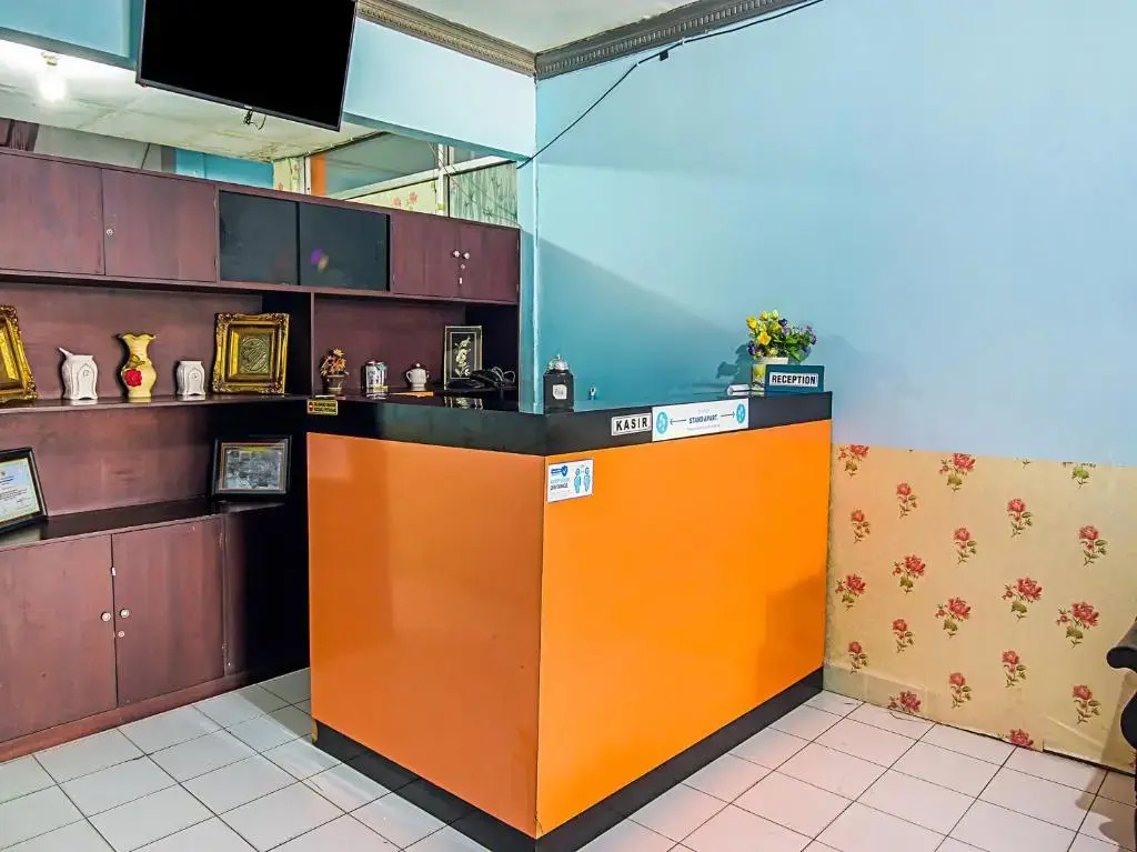 OYO 90926 Hotel Andalas Syariah Palu