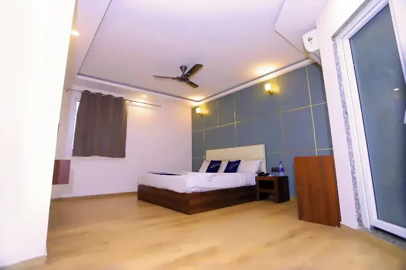 Hotel Core One Bliss