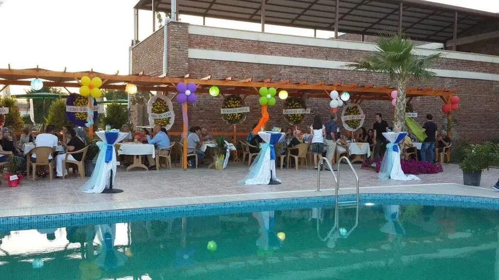 Halil Tuna Hotel