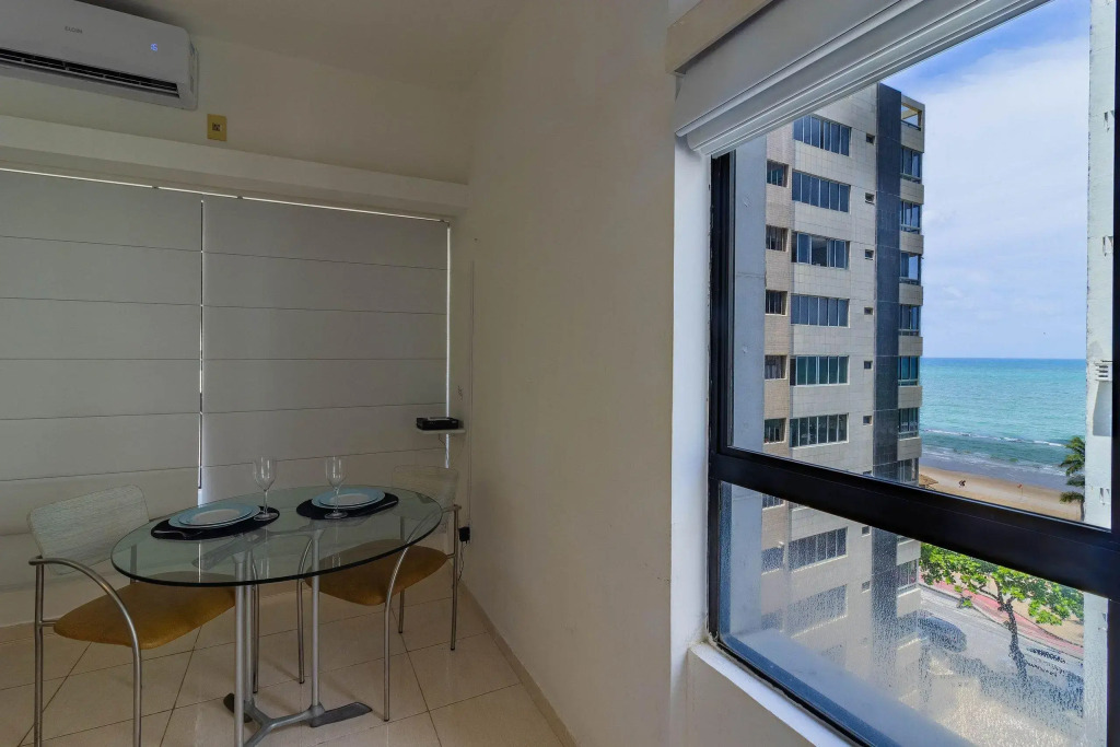 Mercure #508 - Apto em Boa Viagem por Carpediem