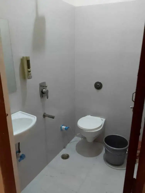 Hotel LR Delite Inn