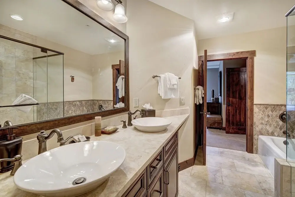 True Ski-in/ski-out Luxury Condo On Peak 7 1 Bedroom Condo by RedAwning
