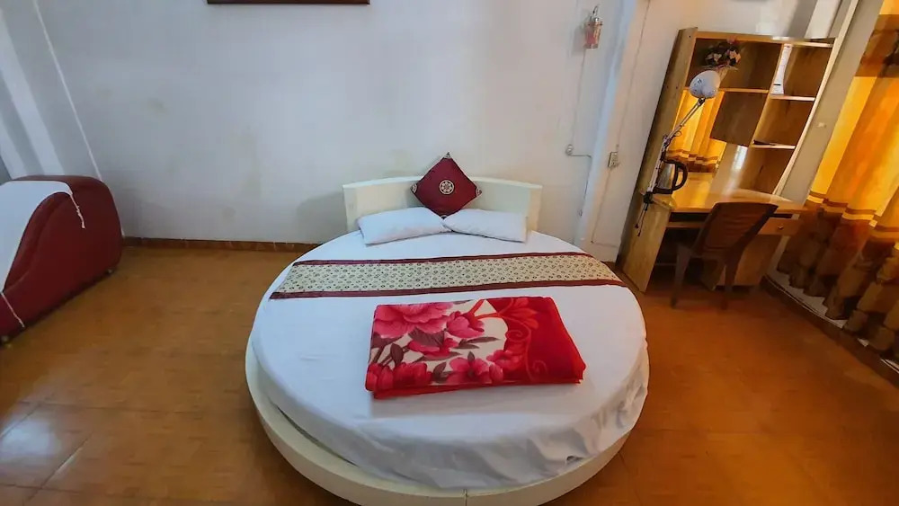 OYO 1110 Son Thuy Hotel