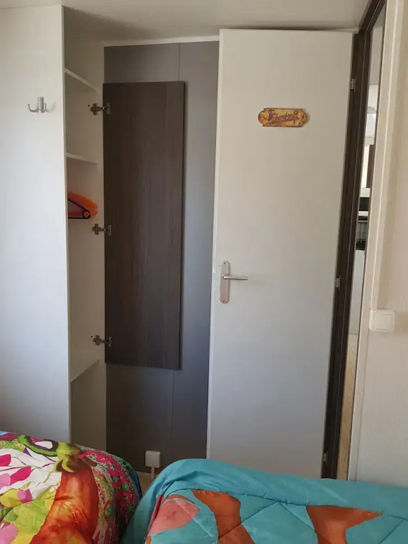Mobile Home 3 chambre clim TV camping 4