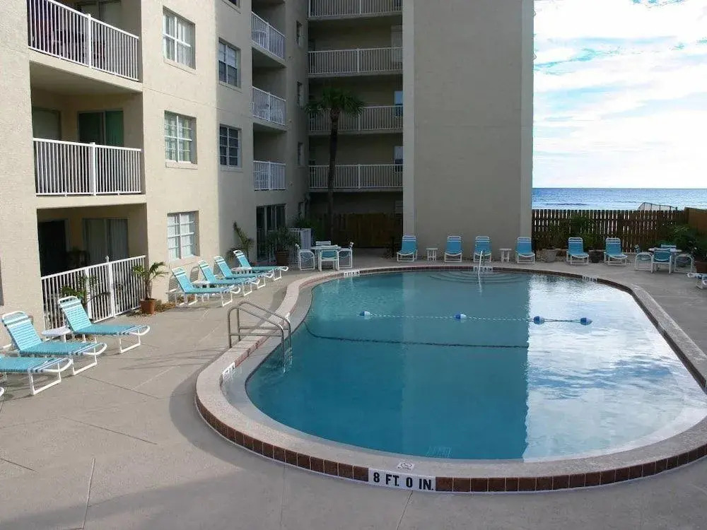 PT701 Ponce de Leon Towers by RedAwning