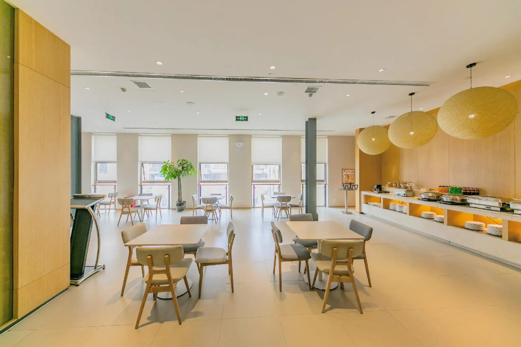 Ji Hotel- Luoyang Wangcheng Park