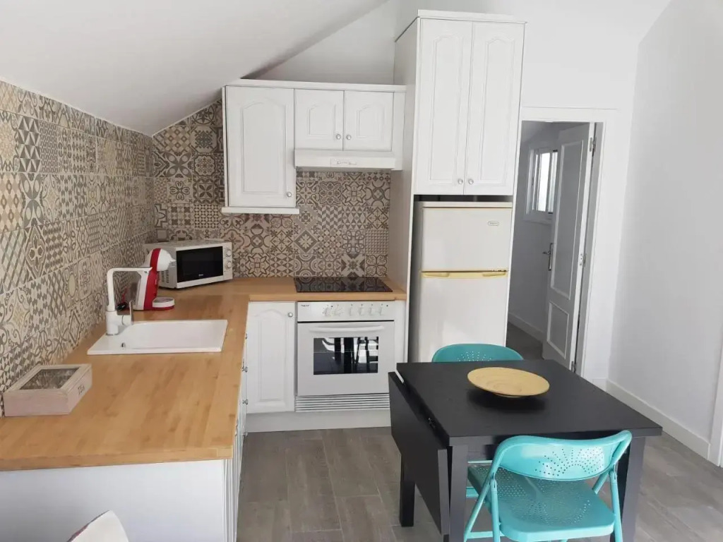 Central PENTHOUSE with TERRACE and free PARKING
