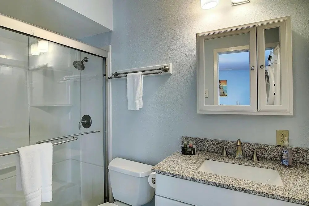 Casa De Flip Flop Ec113 3 Bedroom Condo