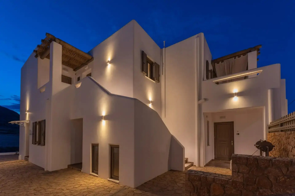 Skyros Trias