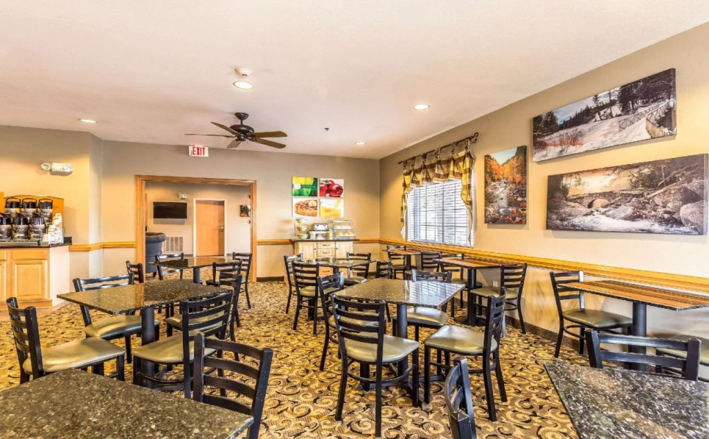 Quality Inn & Suites Hendersonville - Flat Rock