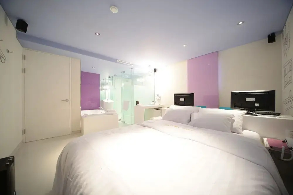 Jongno Hotel Pop Leeds Premier