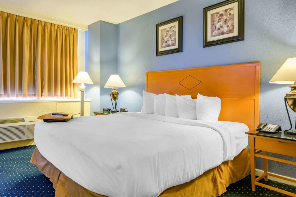 Clarion Hotel Lebanon-Hershey East