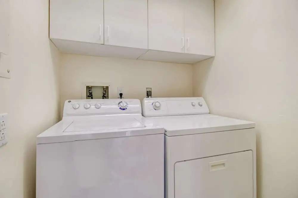 25870 Hickory Blvd #704