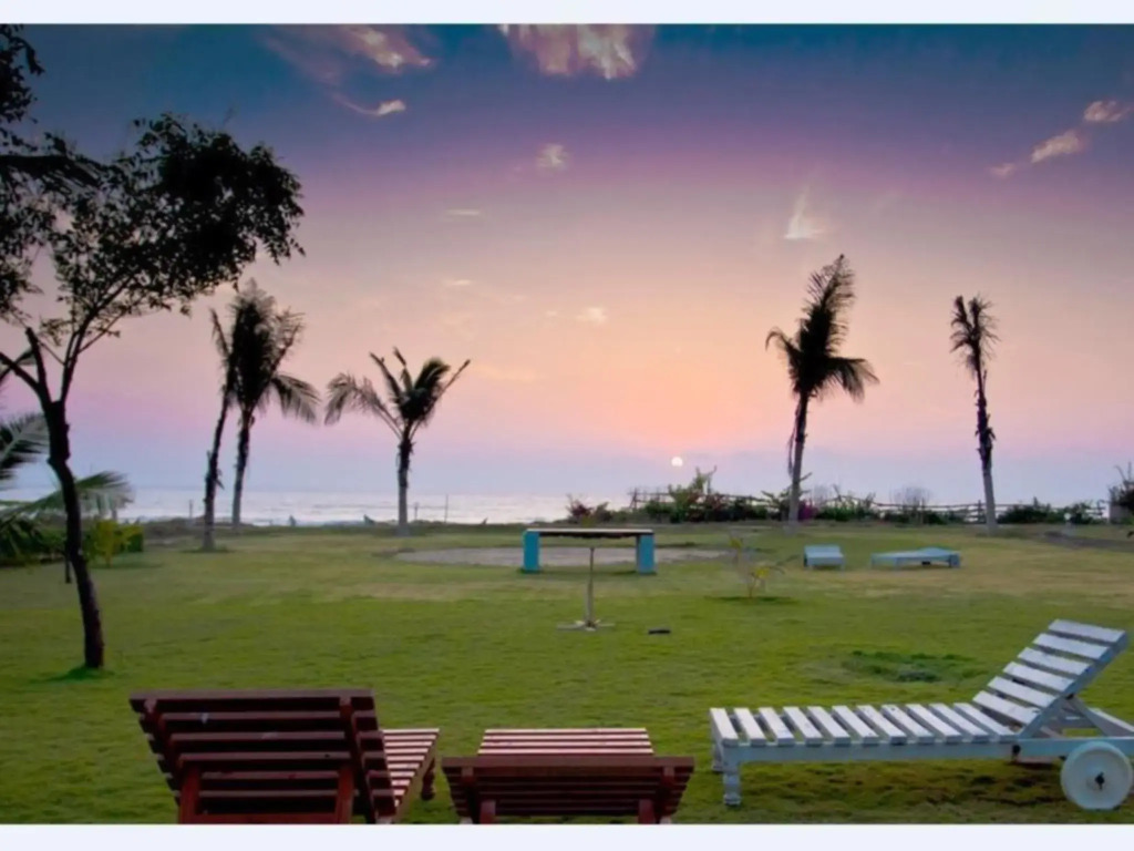 Sea Breeze Beach Resort