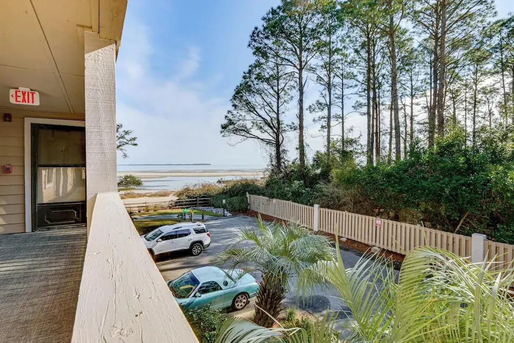 Closest 2 BR to the Beach! Hilton Head Condo