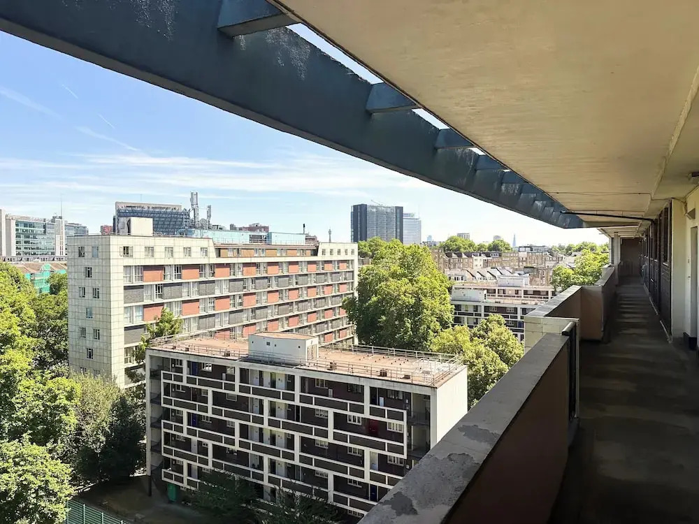 Central London Modern Apartment With 3 Bedrooms