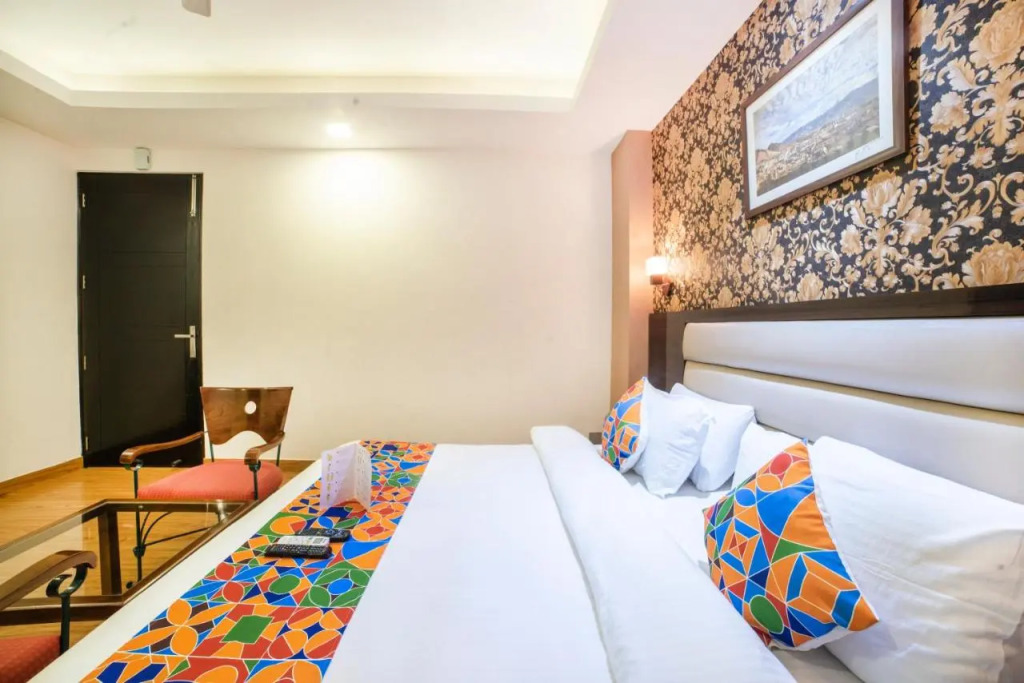 FabHotel Galaxy - Nr Patel Nagar Metro