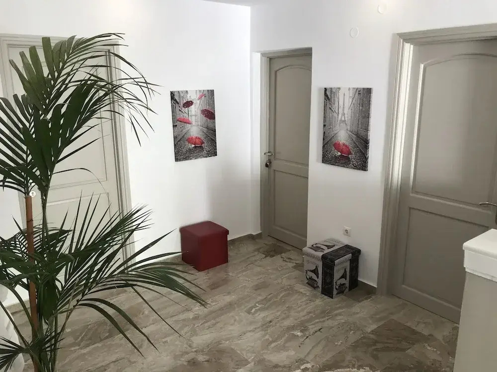 Vassiliki Rooms