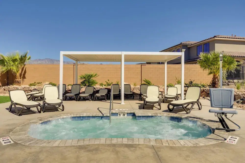 Sleek + Modern Home Rental Near Red Cliffs!