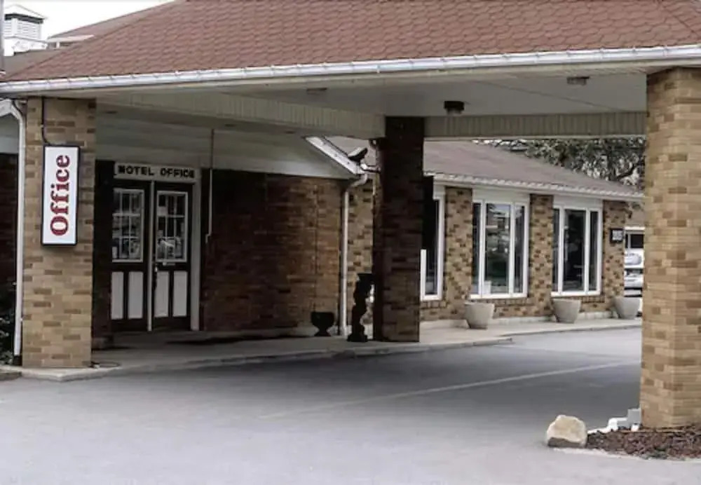 Ivy Rose Motor Inn