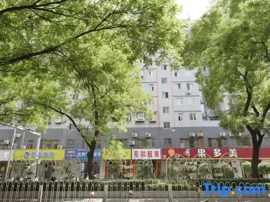Cloud View Hotel (Beijing New World)