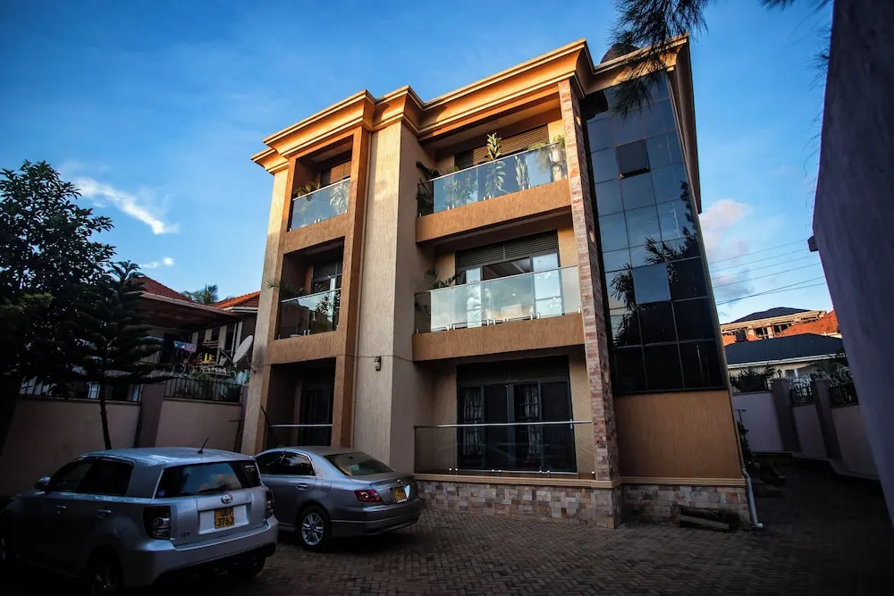 Akiiro Homes