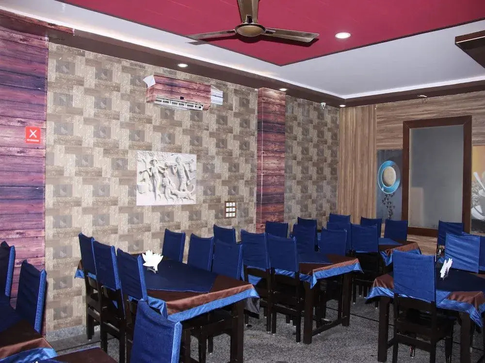 OYO 13889 Hotel Seth Sawariya