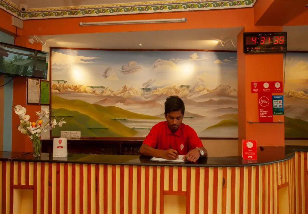 Hotel Cirrus by Oyo Rooms