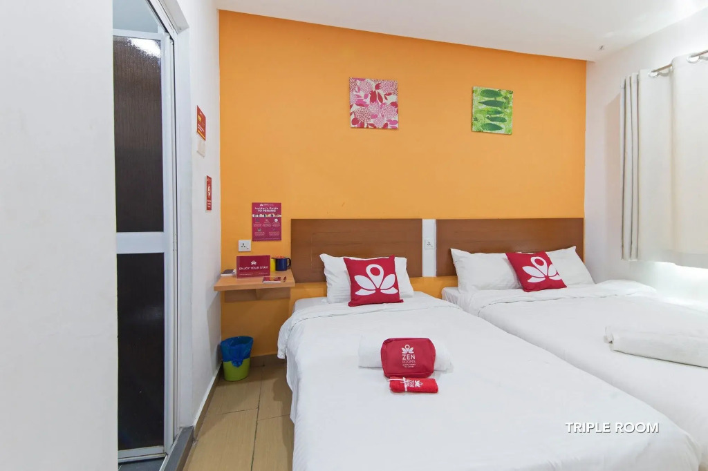 Colour Hotel