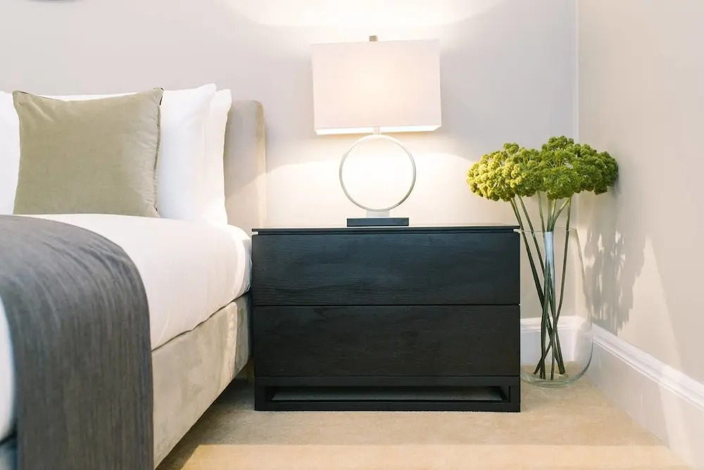 JOIVY Palmerston Place Residence: Luxury City Centre Apt With Private Parking