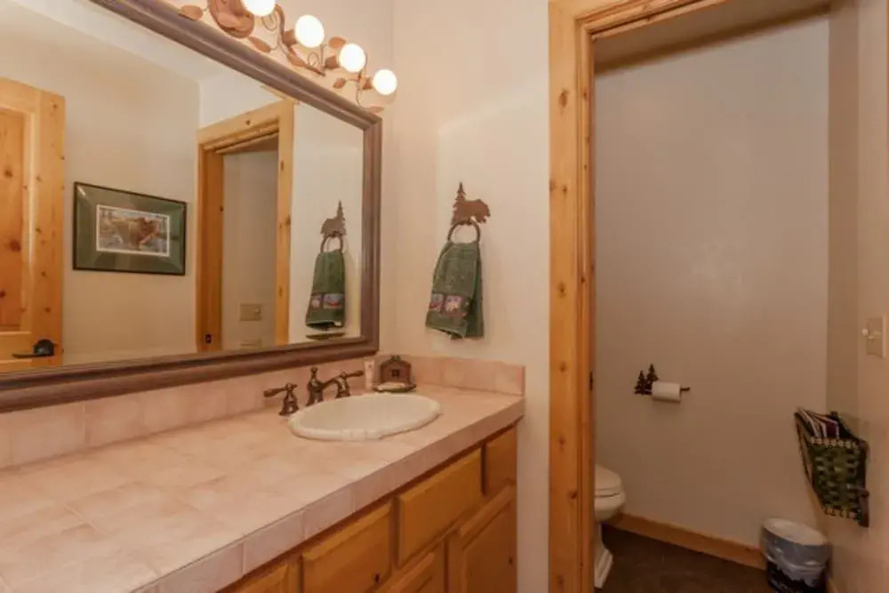 Clearview by Tahoe Mountain Properties
