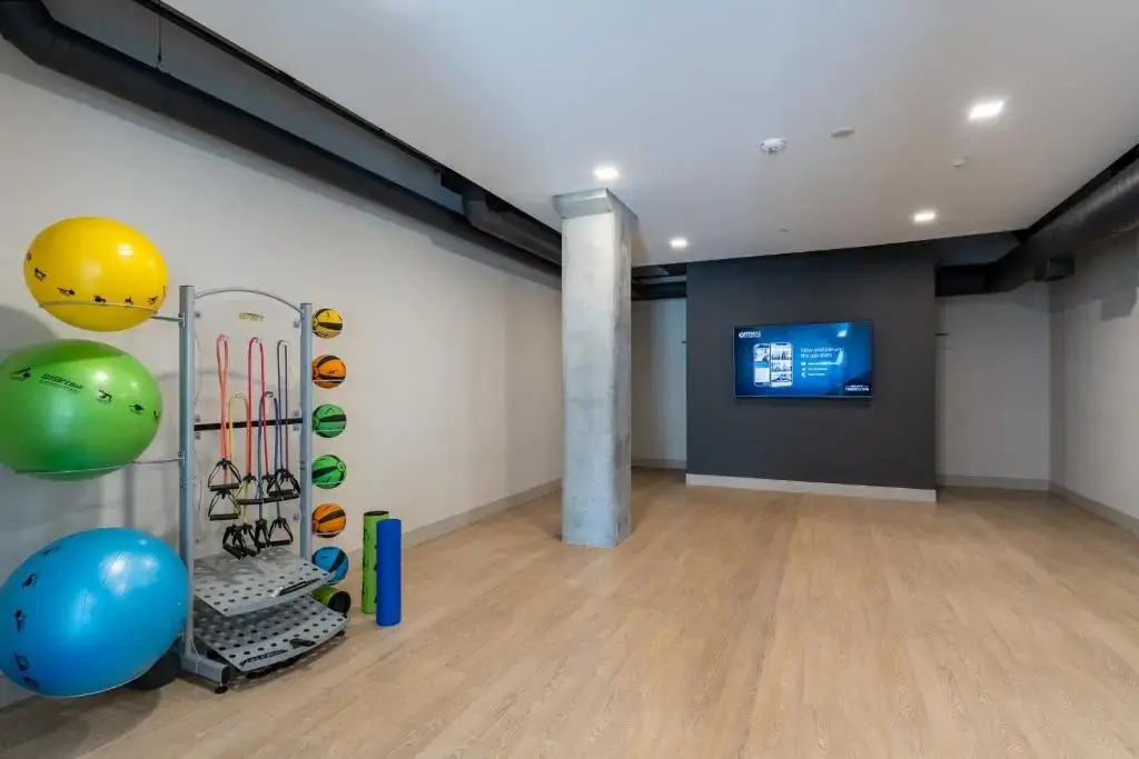Flexhome East Side 1BR E1 - Brady St, Balcony, & Lounge