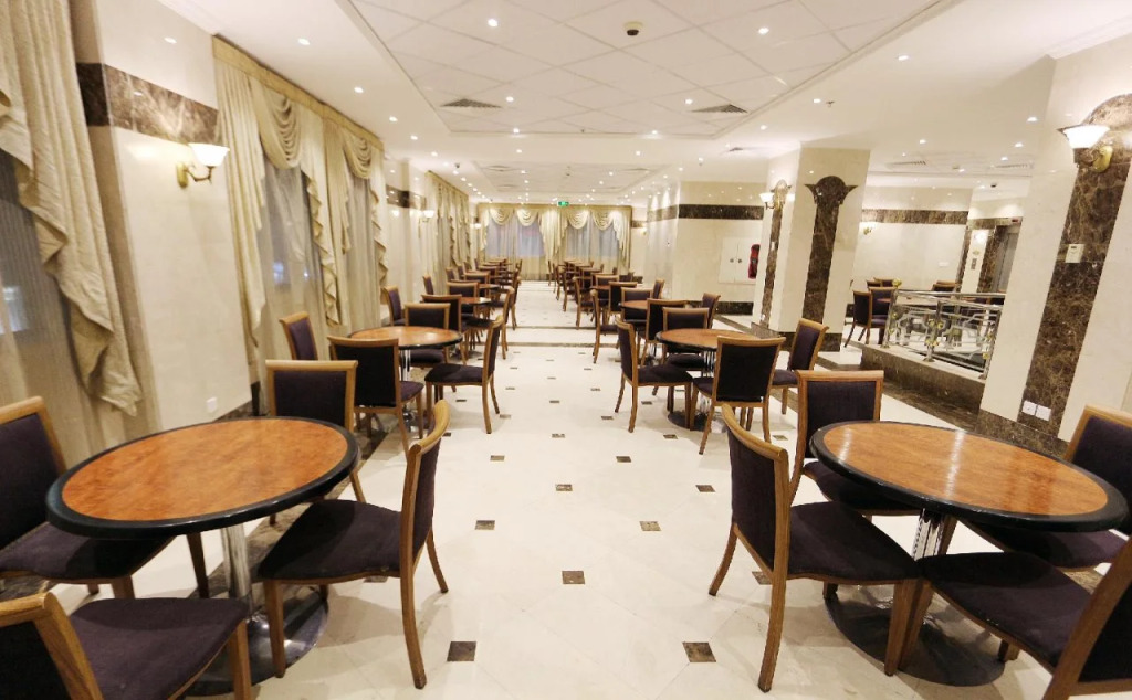 Ishraq Al Bustan Hotel