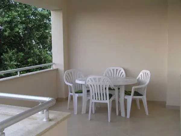 Apartments Oaza Regi
