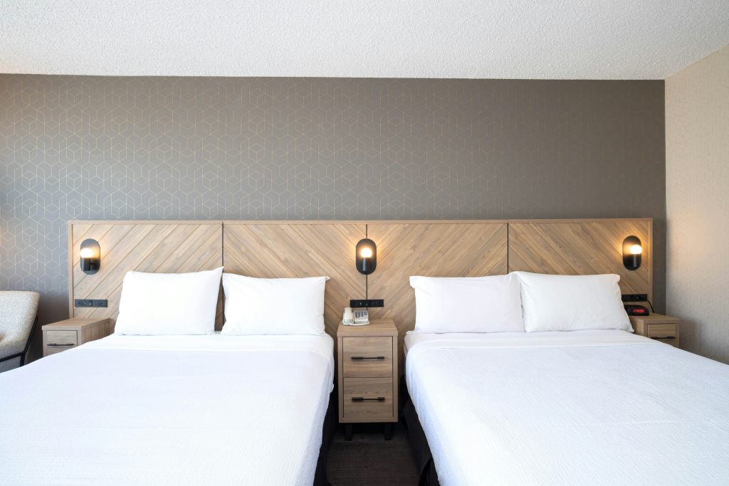 Sandman Hotel Montreal - Longueuil