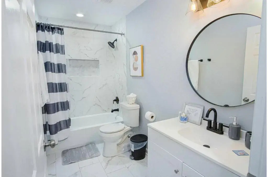 Exceptional 5BR So Close to Riverwalk and Downtown