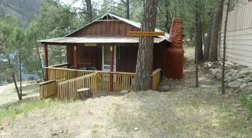 Camphouse by Cool Ruidoso