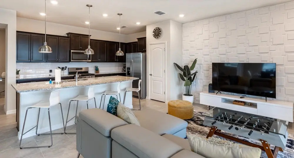 7155oml-solterra Resort 5 Bedroom Townhouse by RedAwning
