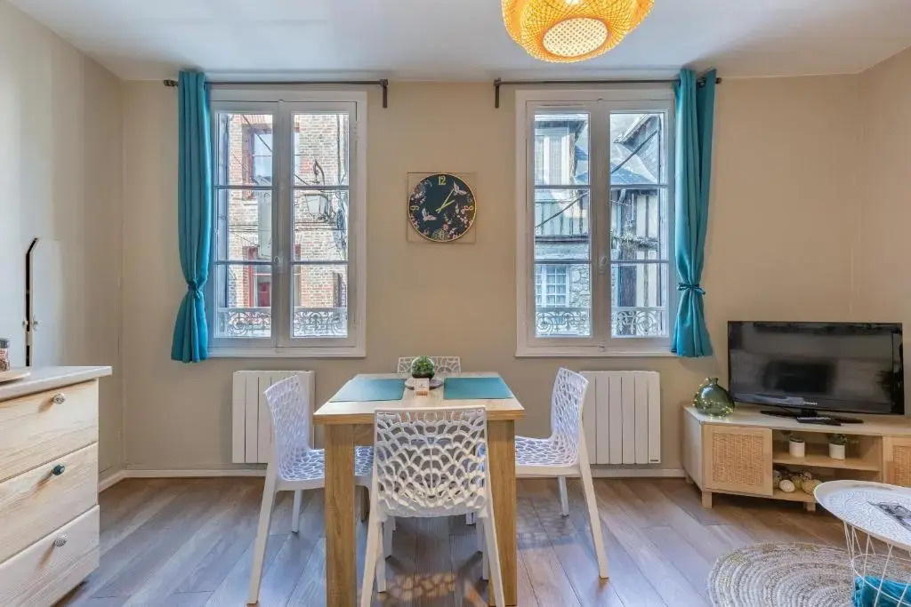 Emeraude - Cozy Nest 3 - 2p - Heart of Historic District