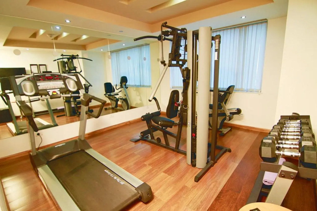 Caspia Hotel New Delhi Shalimar Bagh