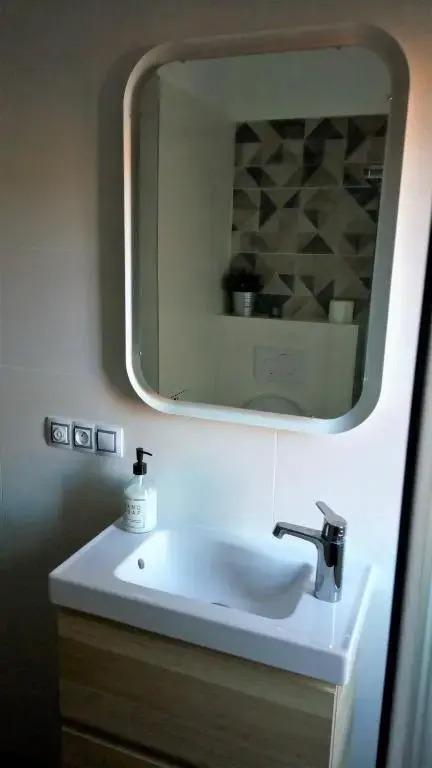 Apartment Úvoz Street 64